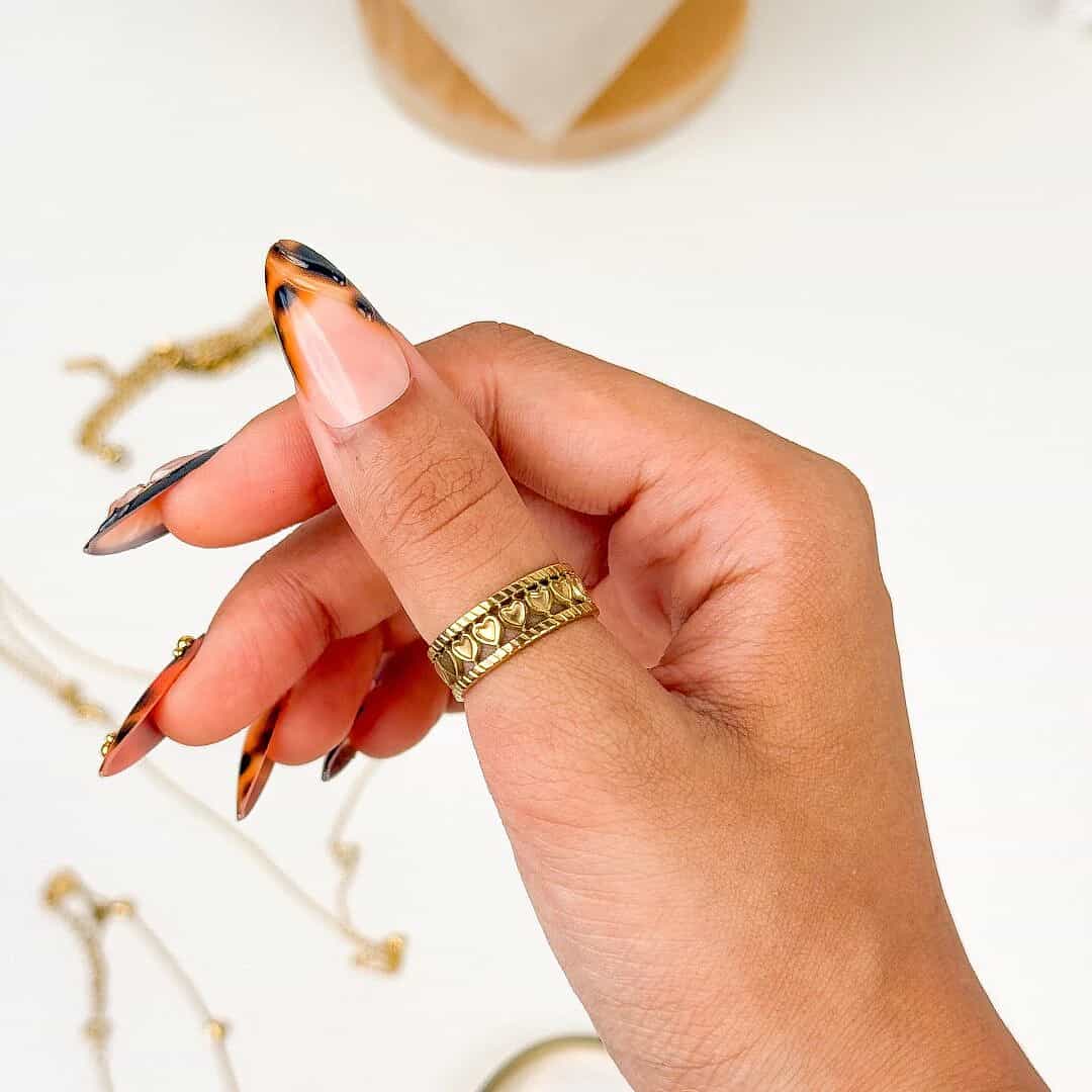 Naira Ring