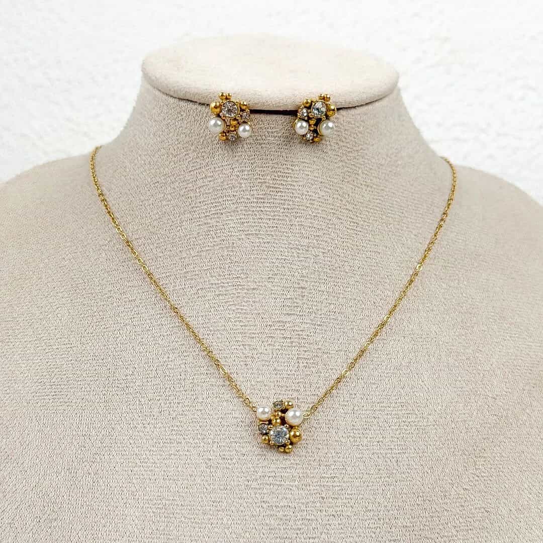 Pearl Crystal Set