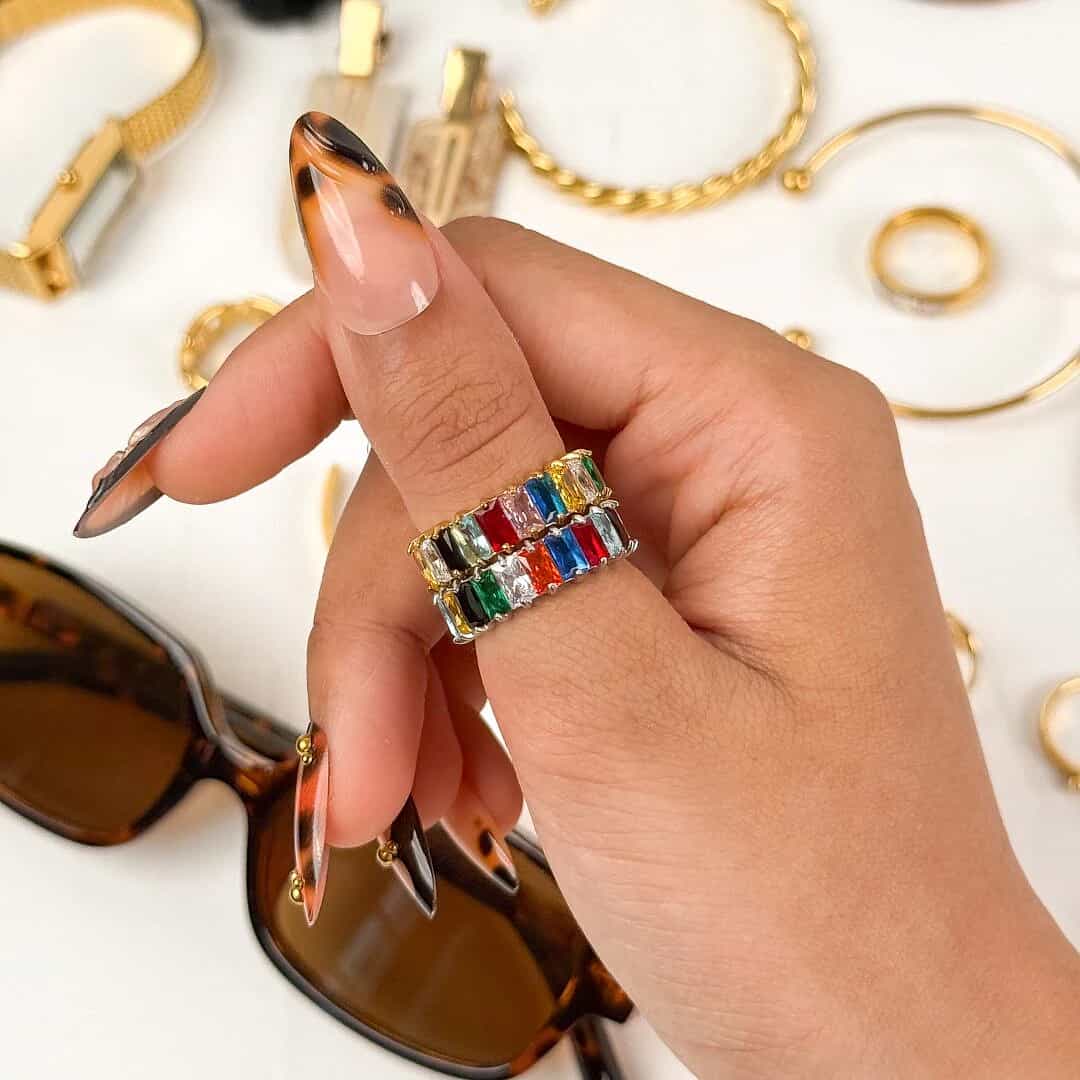 Noir Ring - Multicolored Stone