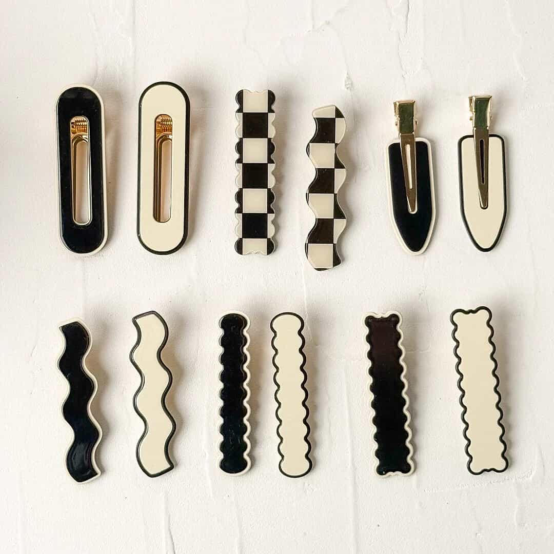 Vintage Black/White Hair Pin