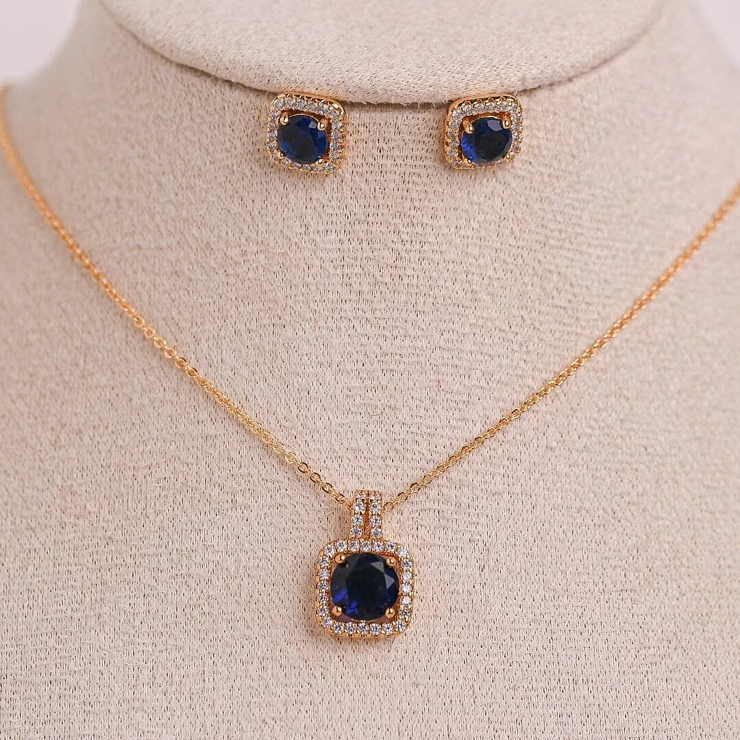 Gia Set Gold