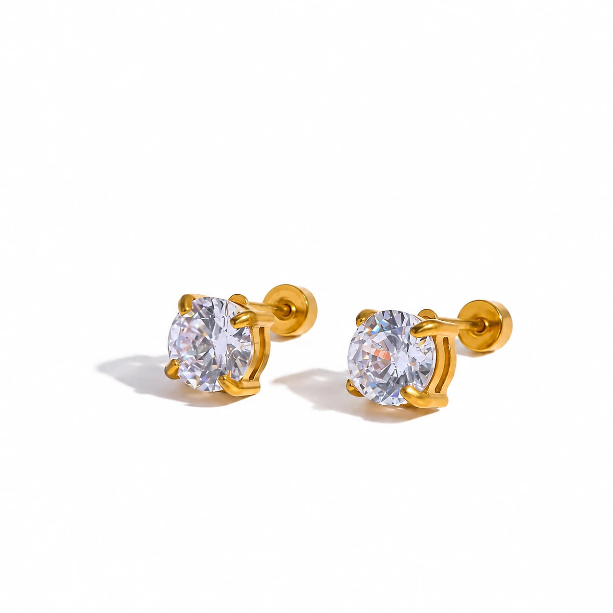 Round Diamond Studs – image 1