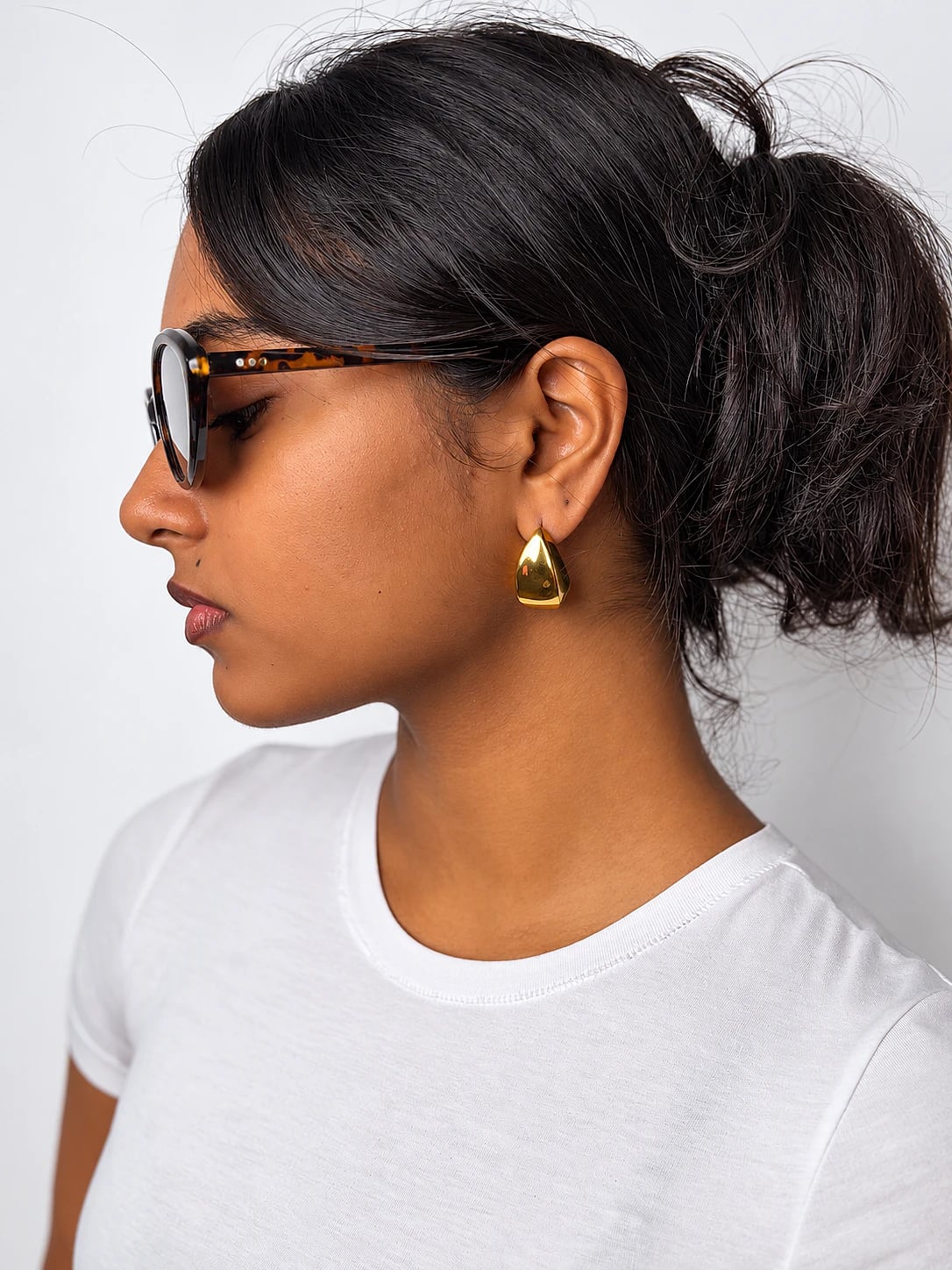 Petra Drop Studs – image 2