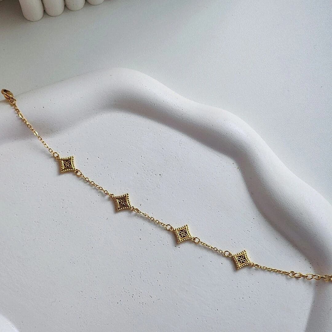 Anya Bracelet