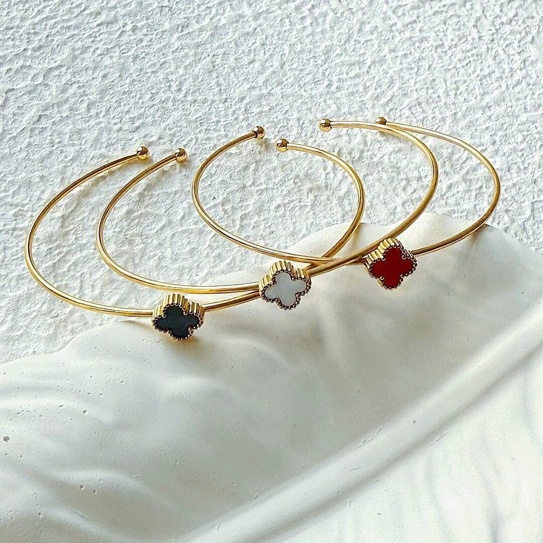 Single Clover Cuff