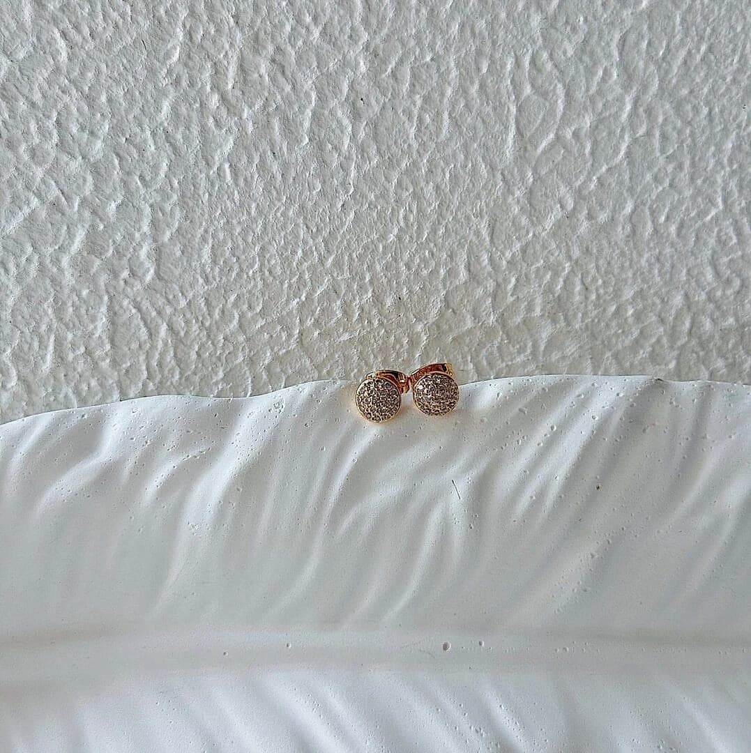Kina Stud Earrings
