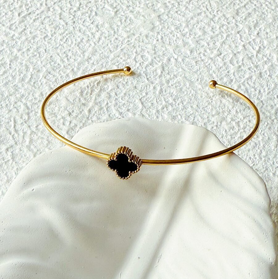 Single Clover Cuff - Image 6