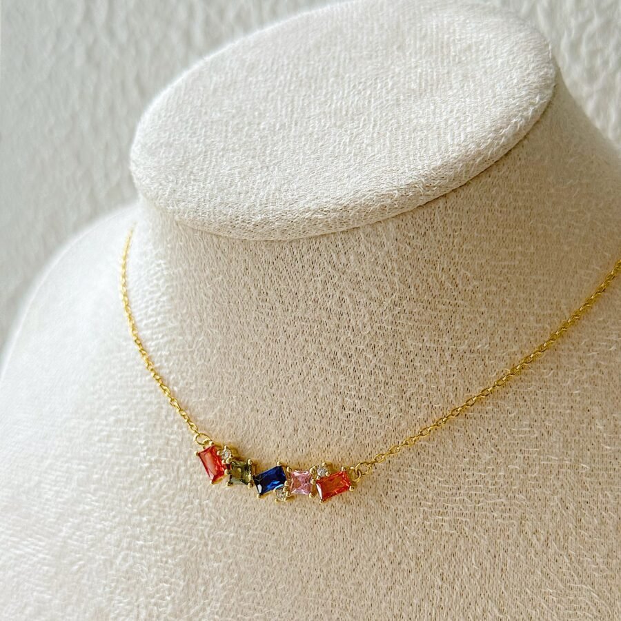 Laya Necklace