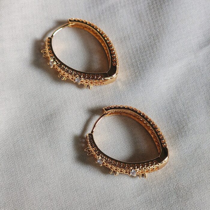Astrid Hoops - Image 4