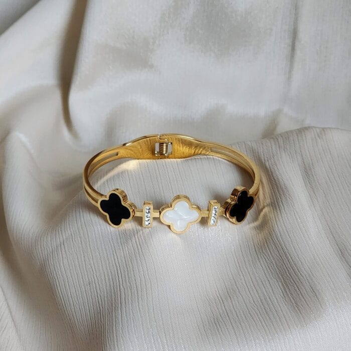BNW Clover Bangle - Image 2