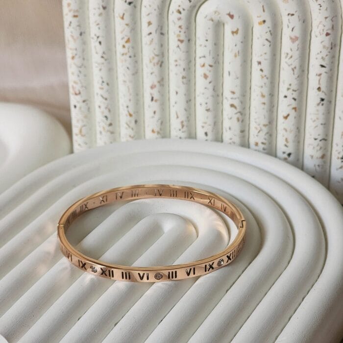 Leo Bangle - Image 5