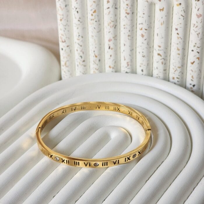 Leo Bangle - Image 6