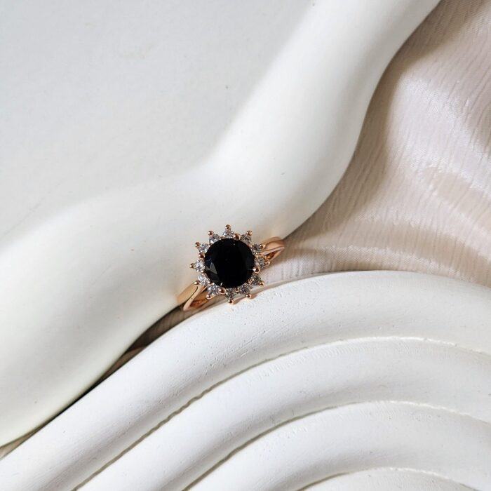 Diana Black Stone Ring - Gold - Image 2