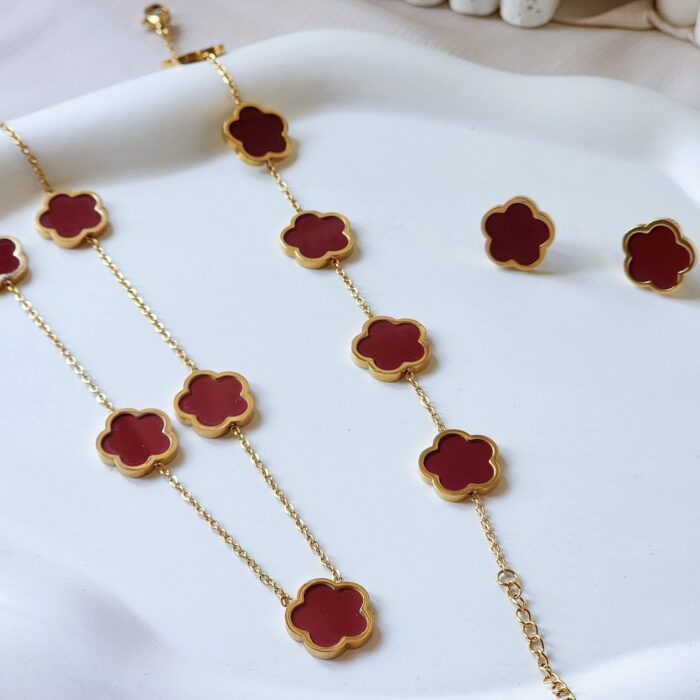 Clover Maroon Set - Image 2