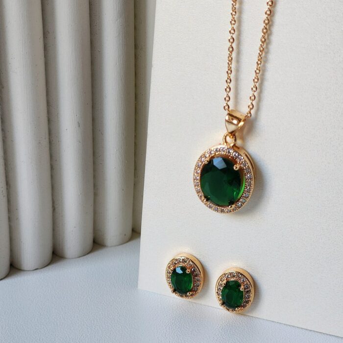 Emerald Oval Stone Set - Image 2