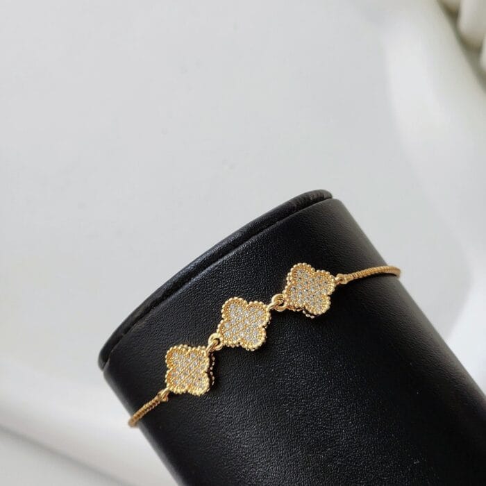 Nina Clover Bracelet - Image 1