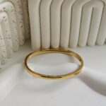 Dina Plain Bangle