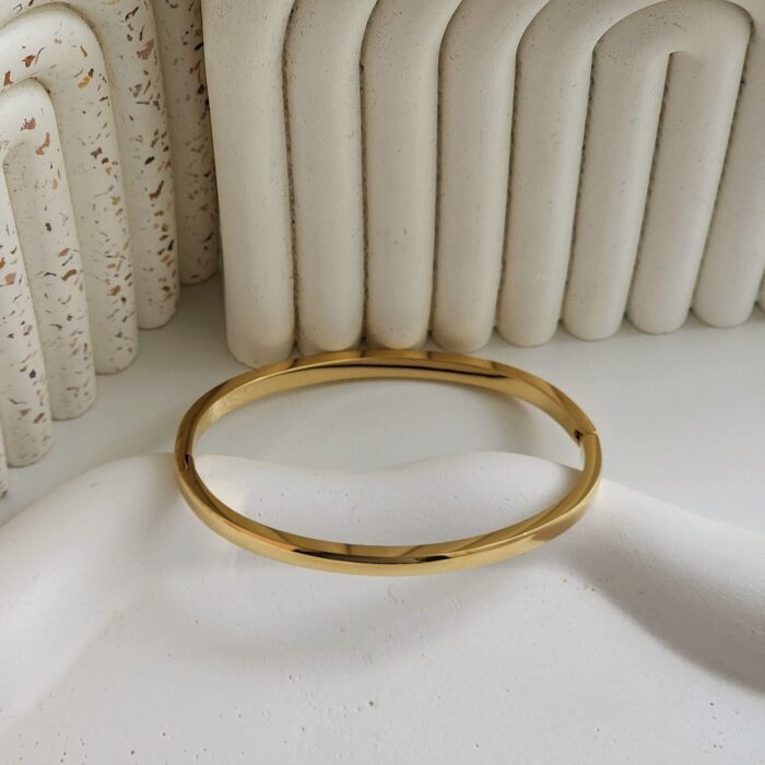 Dina Plain Bangle - Image 1