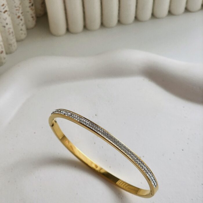 Larisa Bangle - Image 3