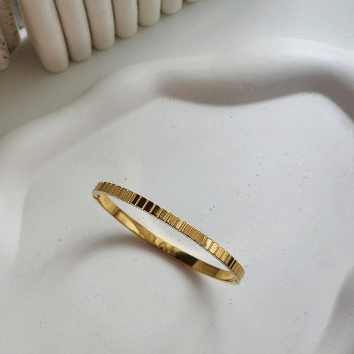 Klara Bangle - Image 1