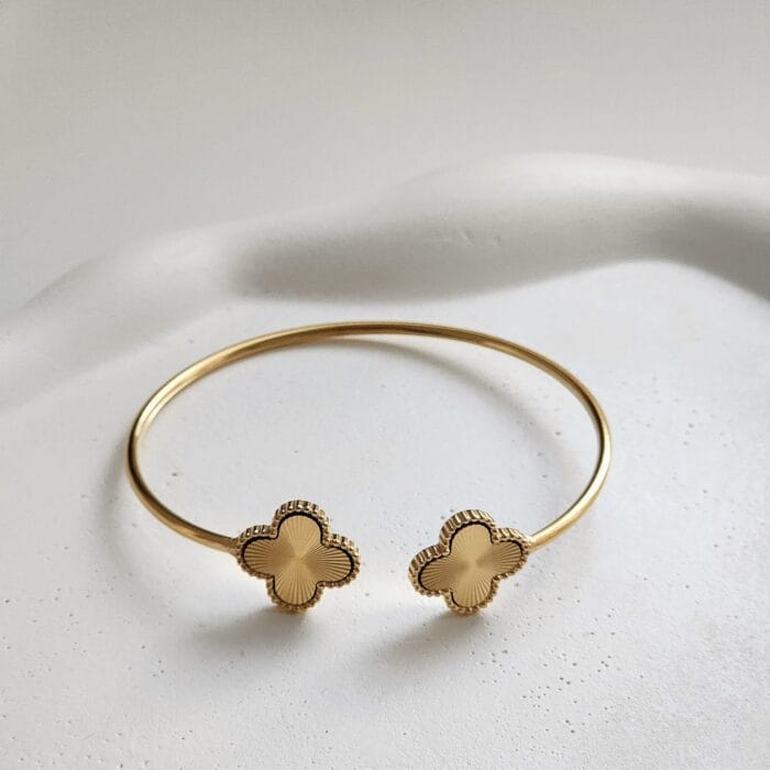 Nara Clover Bangle - Image 1