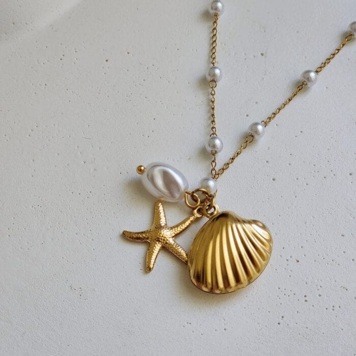 Kelly Charm Necklace - Image 3
