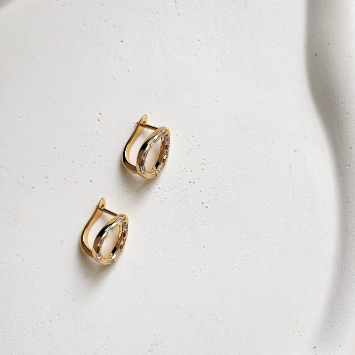 Inez Hoops - Image 2