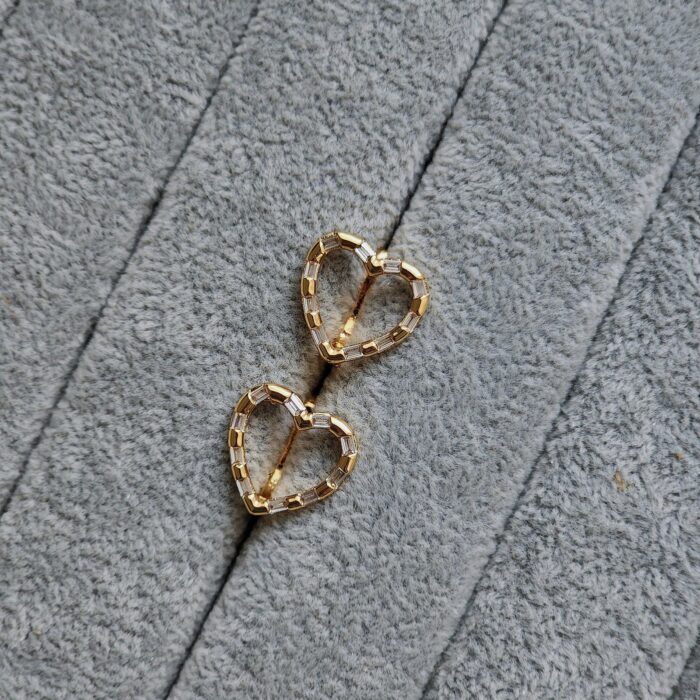 Winnie Hoops - Image 1