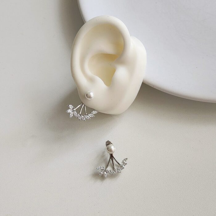Cindy Drop Earrings - Image 4