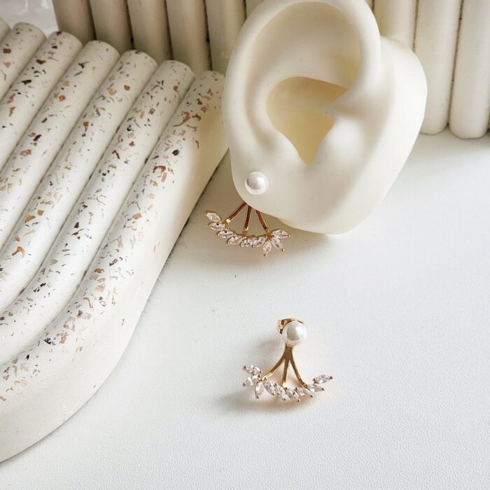 Cindy Drop Earrings - Image 5