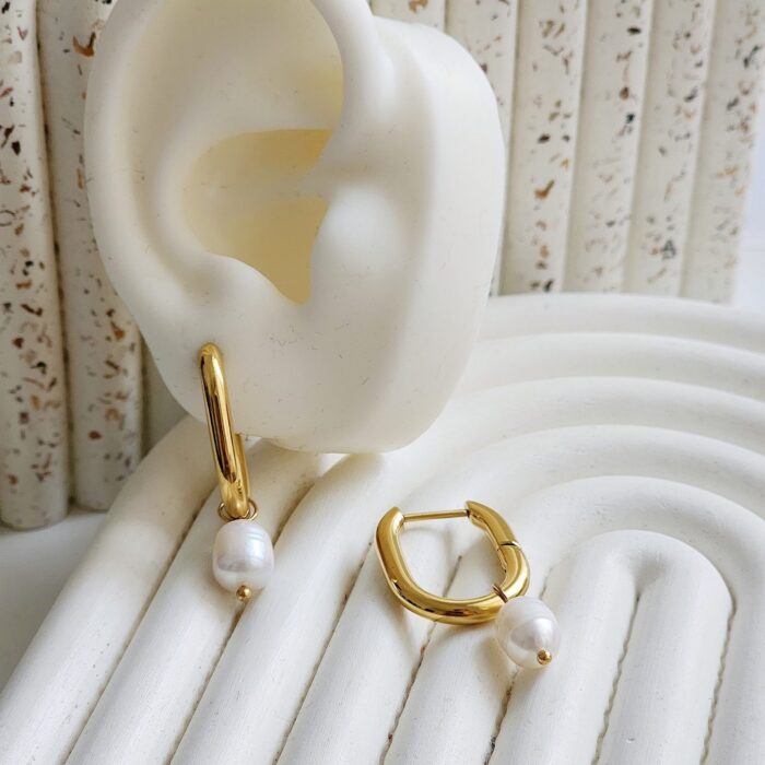 Molly Hoops - Image 1