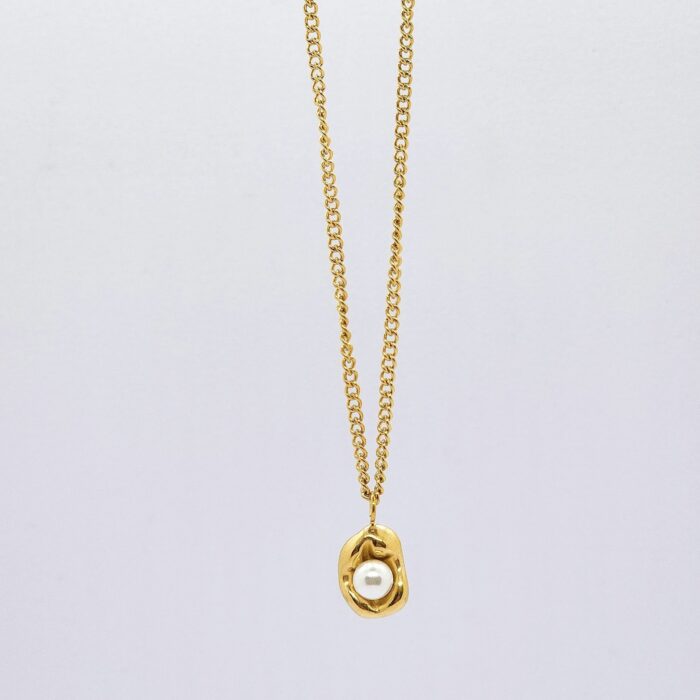 Pearl Necklace & Earrings - Image 3
