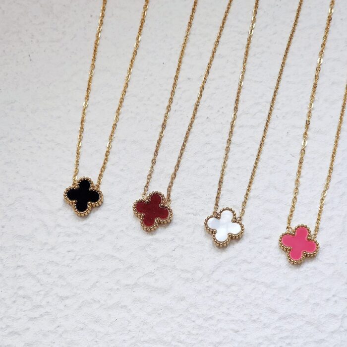 Single Clover Necklace - Image 1