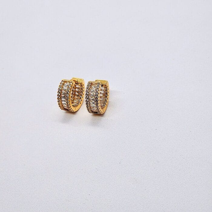 Evelyn Hoops - Image 1