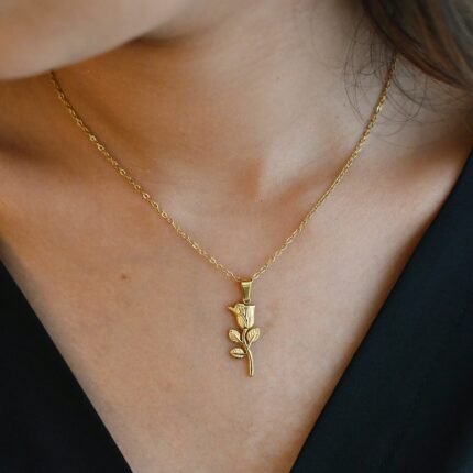 Rose Necklace