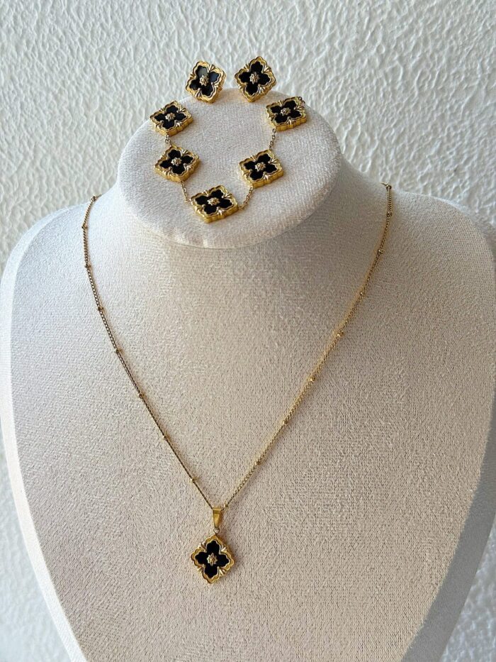 Vintage Edith Set - Black - Image 1