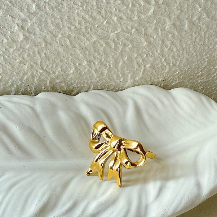 Big Bow Ring - Image 2