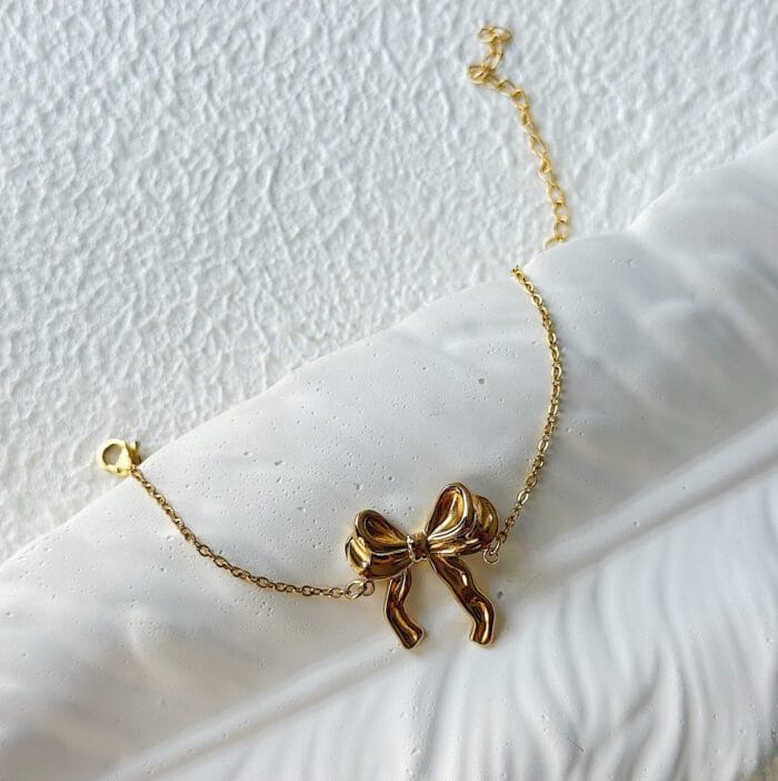 Bow Bracelet - Image 1