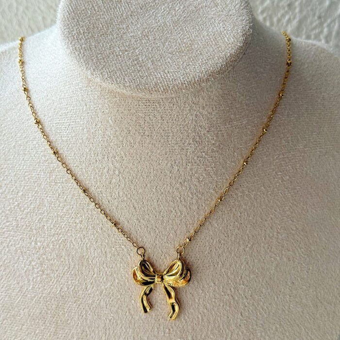 Evana Bow Necklace - Image 2