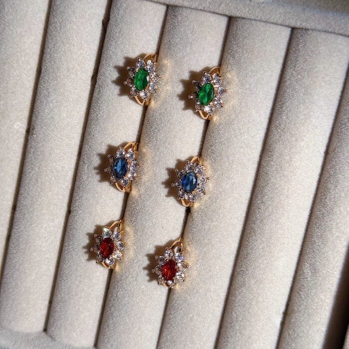 Diana Hoops - Image 1