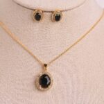 Onyx Oval Stone Set