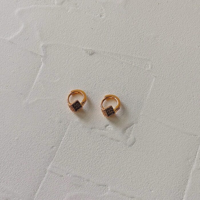 Zora Hoops - Image 4
