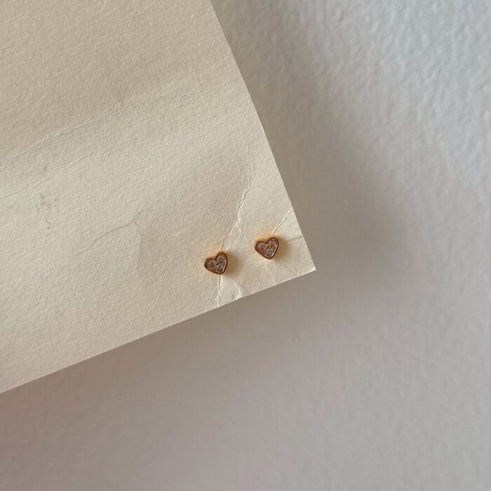 Amour Stud Earrings - Image 1