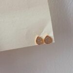 Alya Stud Earrings