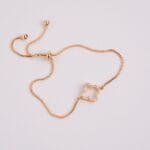 Bella Clover Bracelet - Image 2